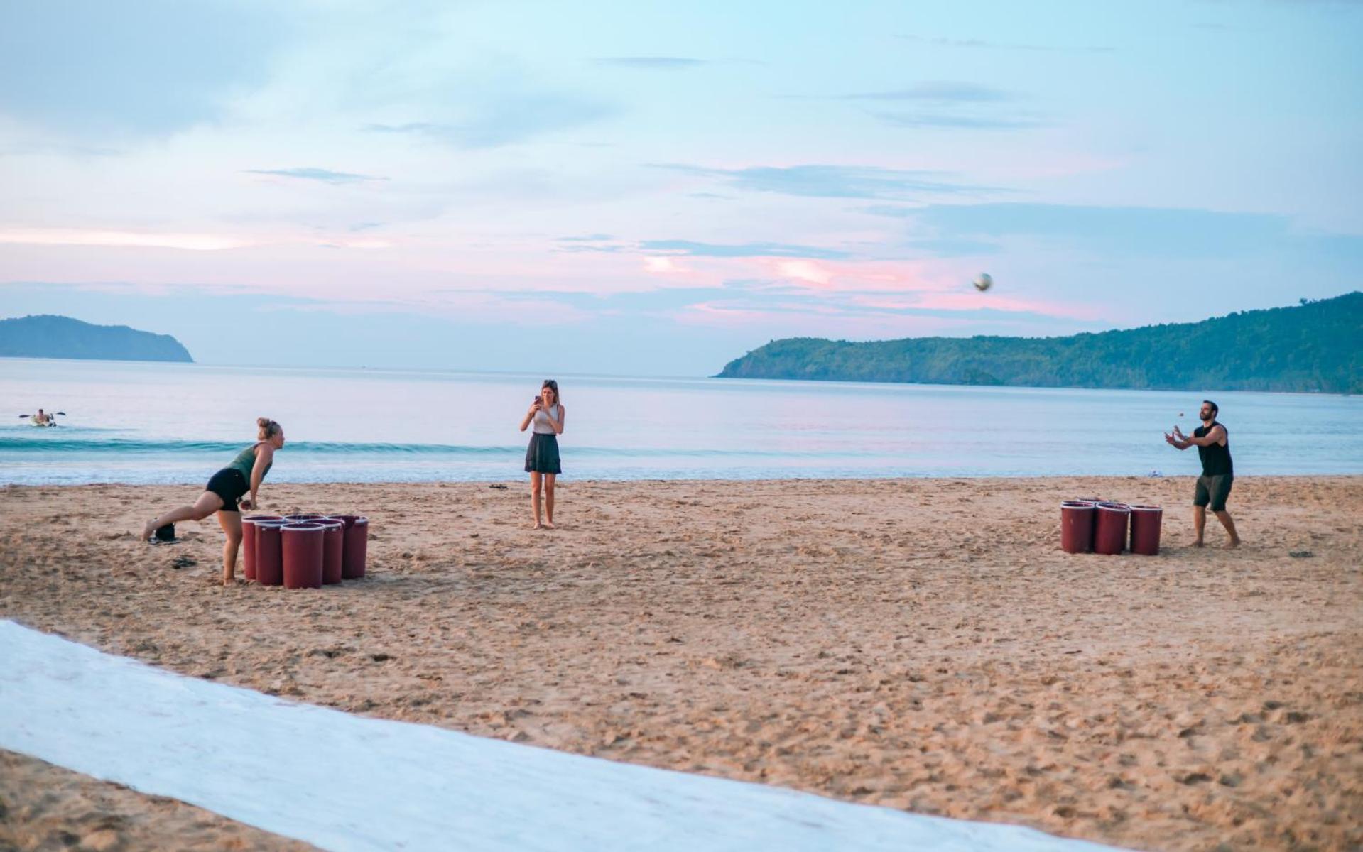 Mad Monkey Hostel Nacpan Beach (Adults Only) El Nido Kültér fotó