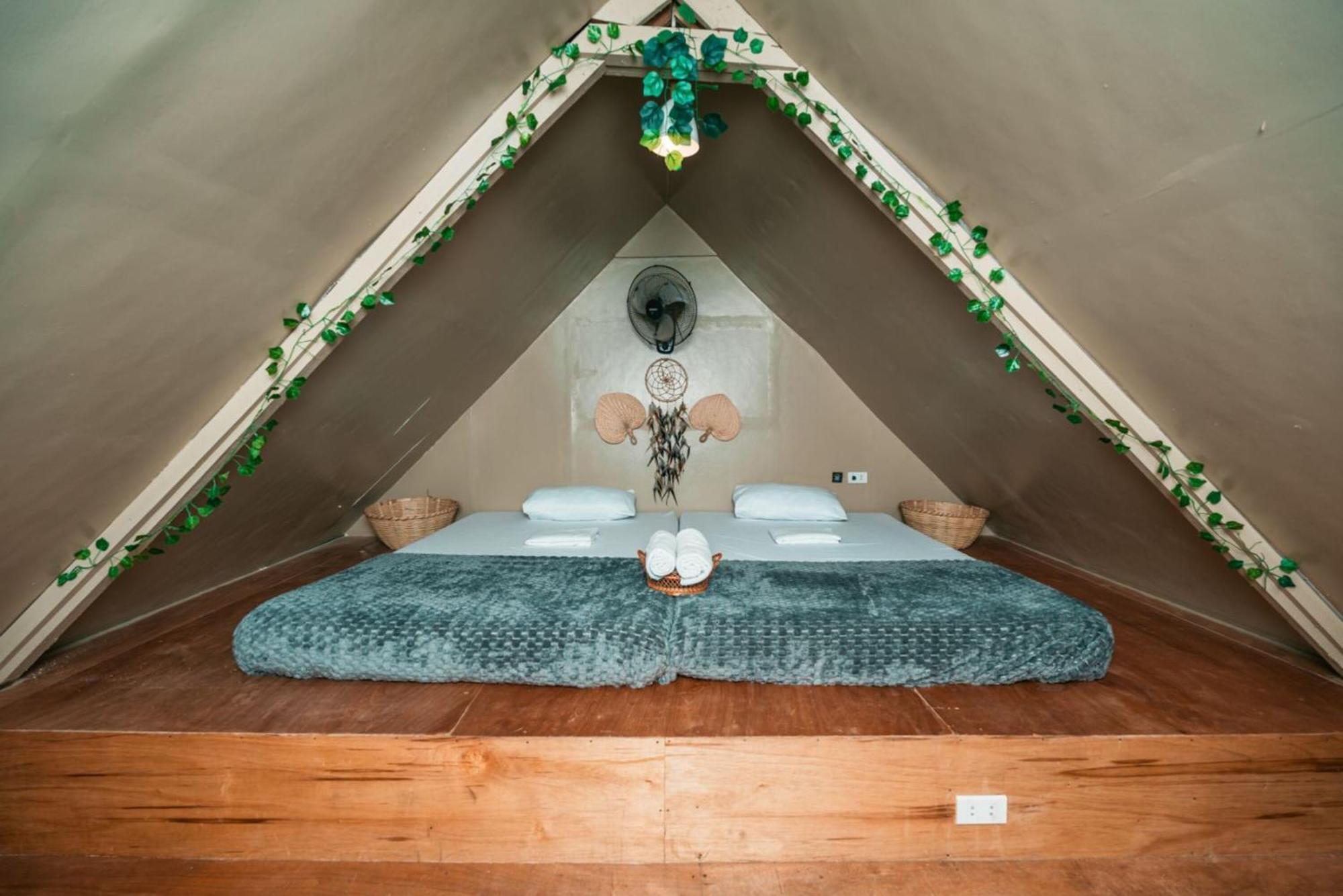 Mad Monkey Hostel Nacpan Beach (Adults Only) El Nido Kültér fotó